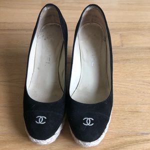 AUTHENTIC CHANNEL WEDGES